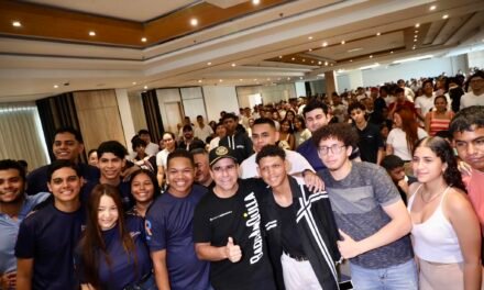 ESTUDIANTES DE COLEGIOS OFICIALES DE BARRANQUILLA TRIUNFAN EN PRUEBAS SABER 11 – 2024.