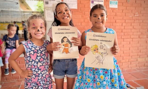 “COMEDORES COMUNITARIOS” EL PLAN DEL ALCALDE CHAR QUE ALIMENTA Y DIVIERTE A LOS NIÑOS DEL BARRIO LA PAZ.
