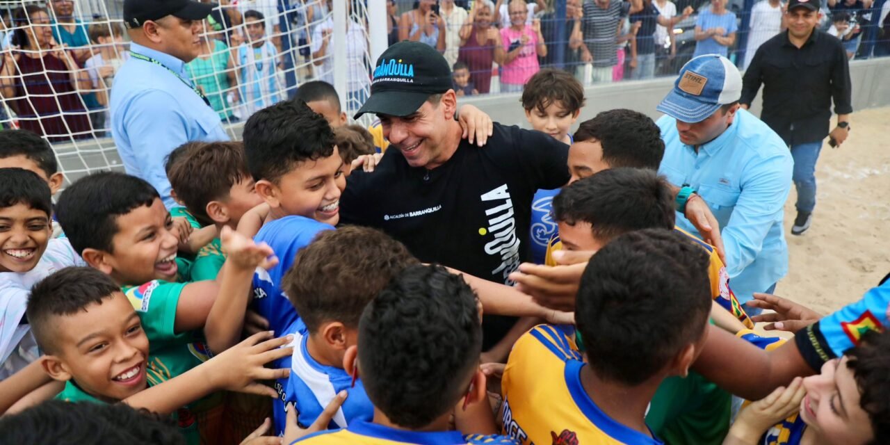 UN NUEVO AIRE SE RESPIRA EN EL BARRIO LOS TRUPILLOS: NUEVAS VÍAS Y PARQUE LLENAN DE FELICIDAD A LOS VECINOS.