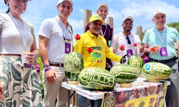 PUERTO MOCHO, LA PLAYA URBANA DE BARRANQUILLA QUE SORPRENDE A VISITANTES DE LA OCDE.