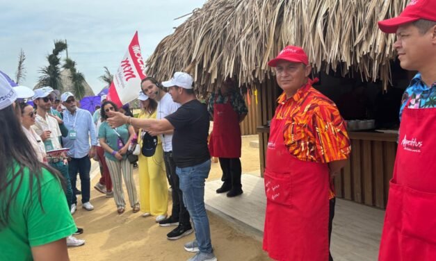 PUERTO MOCHO, LA PLAYA URBANA DE BARRANQUILLA QUE SORPRENDE A VISITANTES DE LA OCDE.