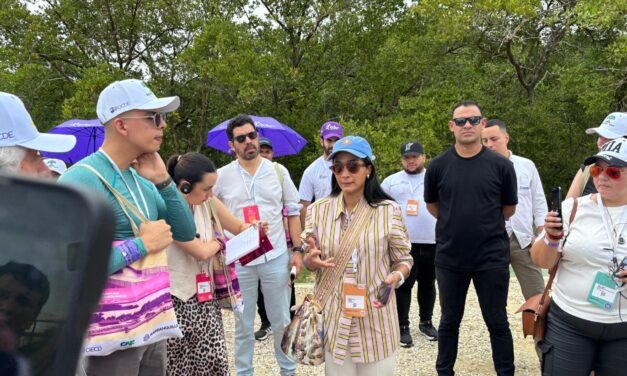 PUERTO MOCHO, LA PLAYA URBANA DE BARRANQUILLA QUE SORPRENDE A VISITANTES DE LA OCDE.