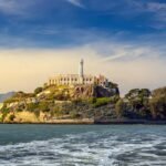 ENTRE REJAS Y LEYENDAS: EL OSCURO PASADO DE ALCATRAZ