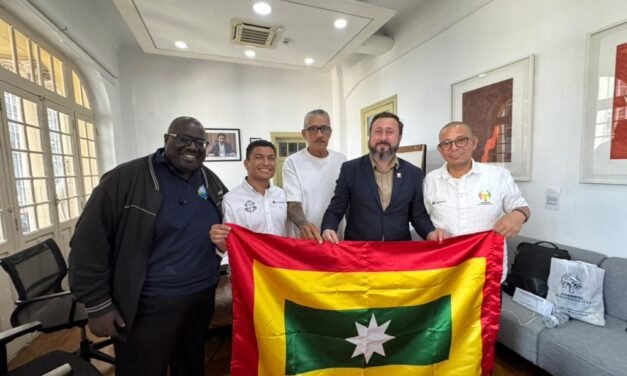 CARNAVAL DE BARRANQUILLA PRESENTE EN CONGRESO INTERNACIONAL DE ESCUELAS DE SAMBA.